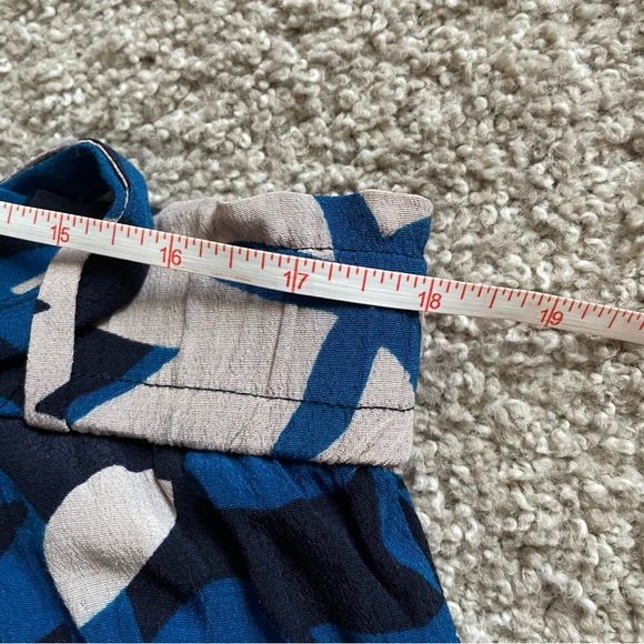 *DONATED* LOFT | Women's Pattern Pants | Tie Belt | Pockets | Size L - Picture 3 of 8